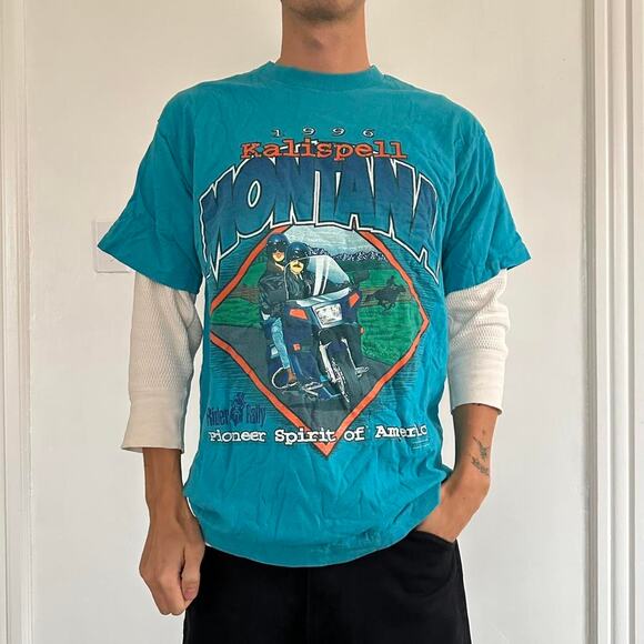 Vintage 90s Kalispell Montana Motorcycle Graphic Tee Shirt - Picture 7 of 8